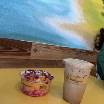 The Sunrise Shack - Tropical Bowl & Vanilla Iced Coffee - Juice Bars & Smoothies Near Me - Honolulu, Hawaii The Sunrise Shack - Tropical Bowl & Vanilla Iced Coffee - Juice Bars & Smoothies Near Me - Honolulu, Hawaii