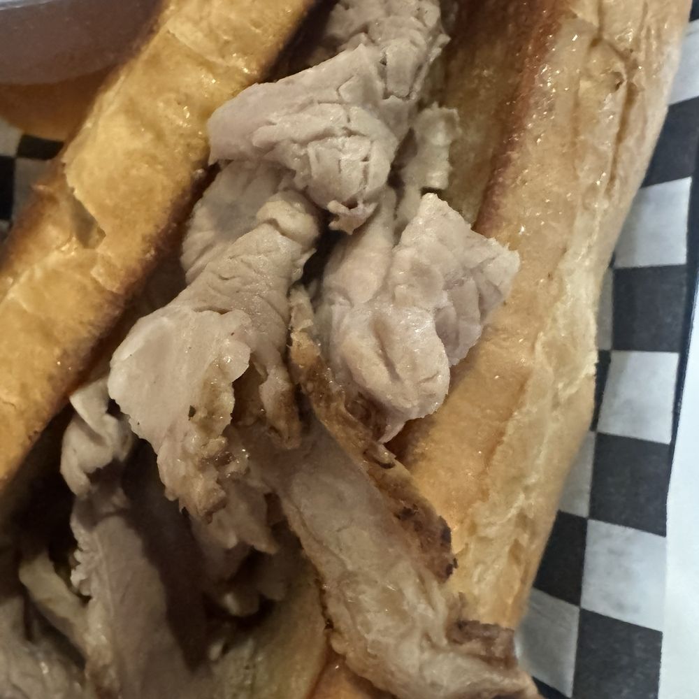 The Lincoln Pub And Grub - Up close on my DELICIOUS French Dip!! - Beer Bar Near Me - Clovis, California The Lincoln Pub And Grub - Up close on my DELICIOUS French Dip!! - Beer Bar Near Me - Clovis, California