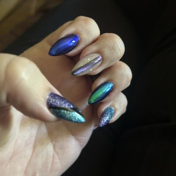 Sea Spa - Crome and Glitter Nails - Nail Salons Near Me - Santa Rosa, California Sea Spa - Crome and Glitter Nails - Nail Salons Near Me - Santa Rosa, California