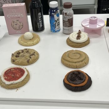 Crumbl - Walnut Creek - Bakeries Near Me - Walnut Creek, California