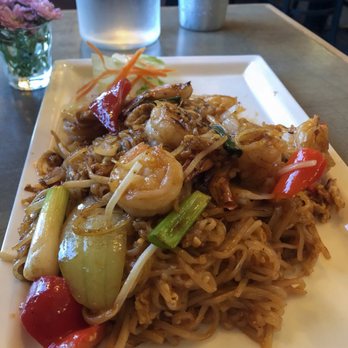 Thai Noodle Bar - Shrimp pad Thai - Thai Near Me - Quincy, Massachusetts Thai Noodle Bar - Shrimp pad Thai - Thai Near Me - Quincy, Massachusetts