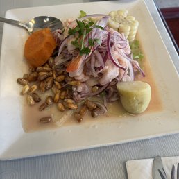 Ceviche Mixto
