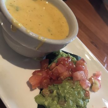 Cantina Laredo - Queso y Guacamole Combinacion - Mexican Near Me - Branson, Missouri
