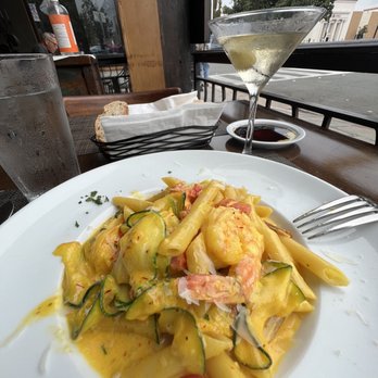 Francoli Gourmet - Penne Zucchine Gamberetti E Zafferano - Italian Near Me - Orange, California Francoli Gourmet - Penne Zucchine Gamberetti E Zafferano - Italian Near Me - Orange, California
