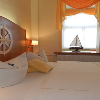 Hotel Deutsche Flagge - Hotels Near Me - Ostseebad Binz, MV