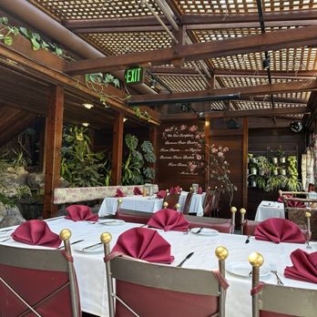Shadowbrook - American Near Me - Capitola, California
