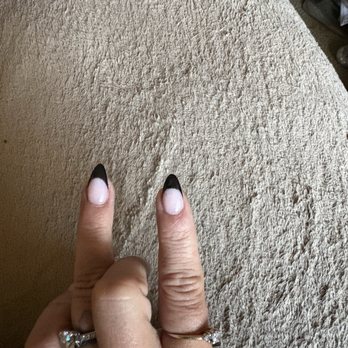@ Nails - These fingers slant to the right. - Nail Salons Near Me - San Luis Obispo, California @ Nails - These fingers slant to the right. - Nail Salons Near Me - San Luis Obispo, California