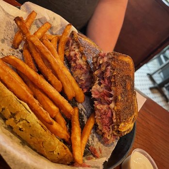 Donnelly's Pub - Ruben. Best Ruben in town! - Irish Pub Near Me - Iowa City, Iowa Donnelly's Pub - Ruben. Best Ruben in town! - Irish Pub Near Me - Iowa City, Iowa
