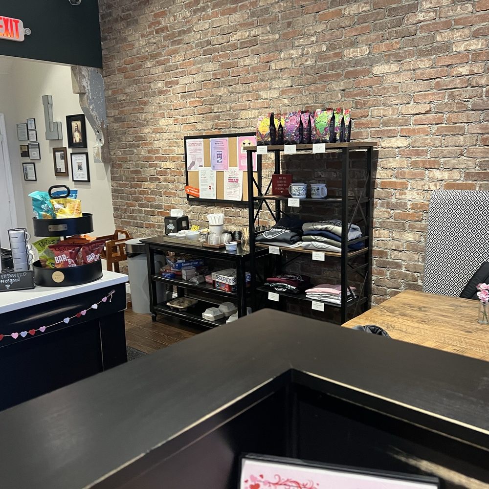 Lincoln House - Coffee & Tea Near Me - Huntley, Illinois Lincoln House - Coffee & Tea Near Me - Huntley, Illinois