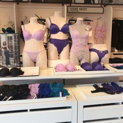 Victoria's Secret & PINK