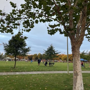 Laguna Community Park - Parks Near Me - Elk Grove, California Laguna Community Park - Parks Near Me - Elk Grove, California