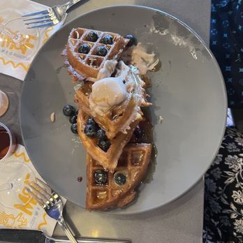 Makers & Finders - Churro Waffle - Breakfast & Brunch Near Me - Henderson, Nevada Makers & Finders - Churro Waffle - Breakfast & Brunch Near Me - Henderson, Nevada