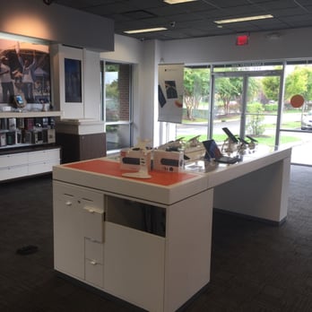 AT&T Store - Mobile Phones Near Me - Virginia Beach, Virginia AT&T Store - Mobile Phones Near Me - Virginia Beach, Virginia