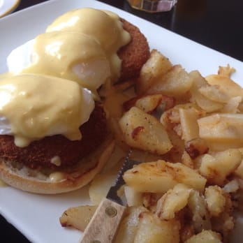Break Your Fast - Krabby cake Benedict.... Not great :( came here just for this & yeah - American Near Me - Union City, California Break Your Fast - Krabby cake Benedict.... Not great :( came here just for this & yeah - American Near Me - Union City, California
