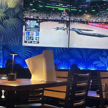 Food + Beer - Large screen to watch the game - Sports Bars Near Me - Lutz, Florida Food + Beer - Large screen to watch the game - Sports Bars Near Me - Lutz, Florida