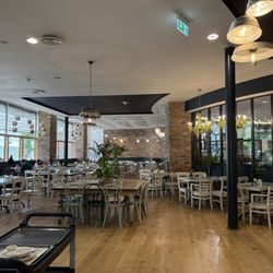 Avoca Store, Foodhall & Cafe - Plenty of seating space
