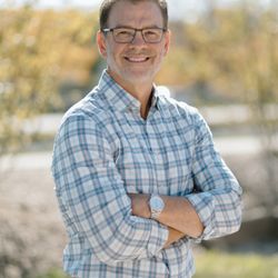 Pins Family Chiropractic Clinic - Dr. Brad Pins