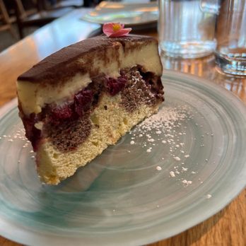 District Winery - Wineries Near Me - Washington, DC, District of Columbia