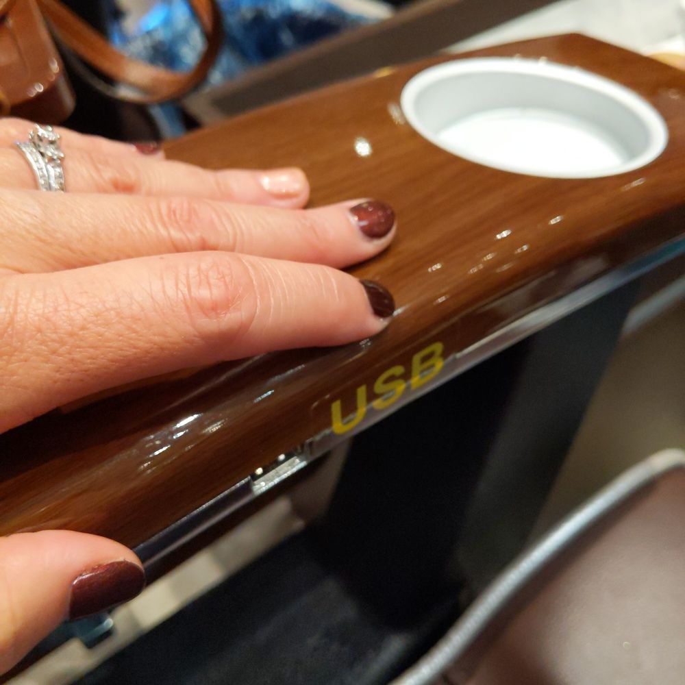 Magic Nails - USB ports built in the massage chairs, nice touch! - Nail Salons Near Me - Willowbrook, Illinois Magic Nails - USB ports built in the massage chairs, nice touch! - Nail Salons Near Me - Willowbrook, Illinois