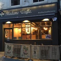 Madame Waffle - Classy independent licensed coffee bar, lavishly accompanied with or without delicious waffles topped sweet or savoury twist.