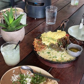 La Piscina - Mexican Near Me - Austin, Texas La Piscina - Mexican Near Me - Austin, Texas