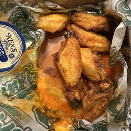 Clearly bone-in wings‍