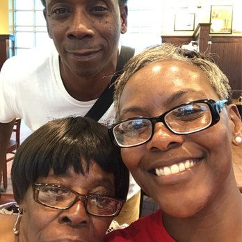 Smithfield's Chicken 'N Bar-B-Q - Chillin' out with family. We thoroughly enjoyed this place... - Barbeque Near Me - Lumberton, North Carolina Smithfield's Chicken 'N Bar-B-Q - Chillin' out with family. We thoroughly enjoyed this place... - Barbeque Near Me - Lumberton, North Carolina