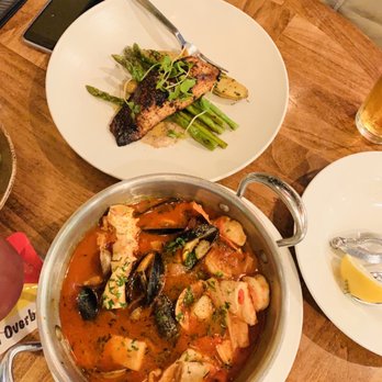 Schooners Monterey - Fisherman 's Cioppino Coriander Crusted Salmon Pave - Seafood Near Me - Monterey, California Schooners Monterey - Fisherman 's Cioppino Coriander Crusted Salmon Pave - Seafood Near Me - Monterey, California