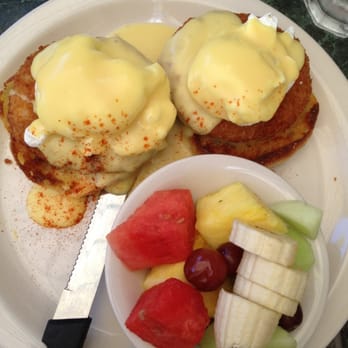 Bill's Cafe - Crab cake Benedict - American Near Me - San Jose, California Bill's Cafe - Crab cake Benedict - American Near Me - San Jose, California