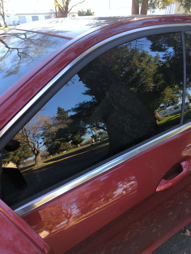 AAA AUTO GLASS Sacramento, California Auto Glass Services Phone
