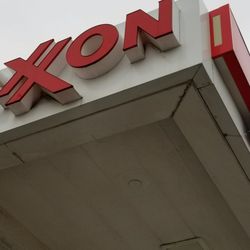Exxon -Stripes