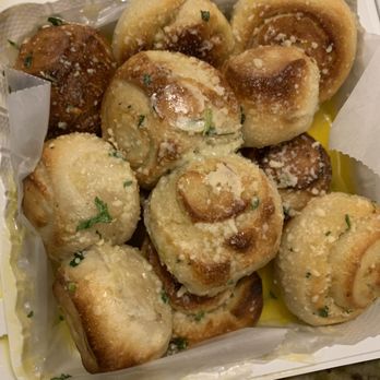 Primo Pasta Kitchen - Garlic Knots - Italian Near Me - Pasadena, Maryland Primo Pasta Kitchen - Garlic Knots - Italian Near Me - Pasadena, Maryland