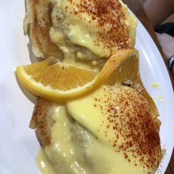 Eggs 'n Things - Waikiki Beach Eggspress - Crab Cake Benedict - Breakfast & Brunch Near Me - Honolulu, Hawaii Eggs 'n Things - Waikiki Beach Eggspress - Crab Cake Benedict - Breakfast & Brunch Near Me - Honolulu, Hawaii