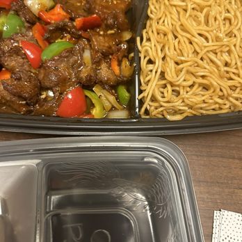 P.F. Chang's - Pepper Steak with Signature Lo Mein noodles - Chinese Near Me - San Diego, California P.F. Chang's - Pepper Steak with Signature Lo Mein noodles - Chinese Near Me - San Diego, California