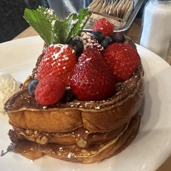 Bryn Mawr Breakfast Club - Plain French Toast Regular - Breakfast & Brunch Near Me - Chicago, Illinois Bryn Mawr Breakfast Club - Plain French Toast Regular - Breakfast & Brunch Near Me - Chicago, Illinois