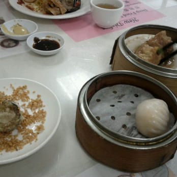 Mei Sum Dim Sum - This was the extent of our meal. D-. - Dim Sum Near Me - Honolulu, Hawaii