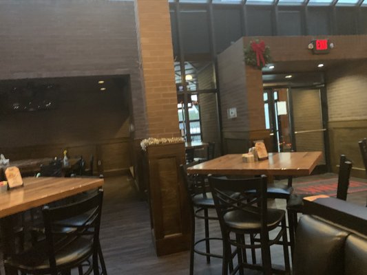BANK 253 Restaurant and Nightlife by null