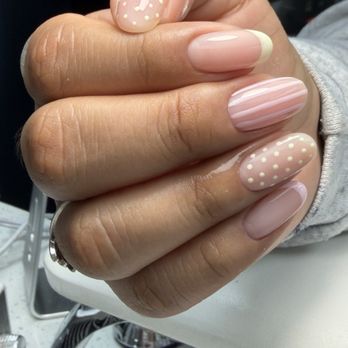 Golden Gel Russian Nails - Nails - Nail Salons Near Me - Houston, Texas