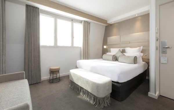 Hôtel du Cadran by Collection Vesper (Hôtel rue Cler Paris, Hotel Tour Eiffel Paris) by null