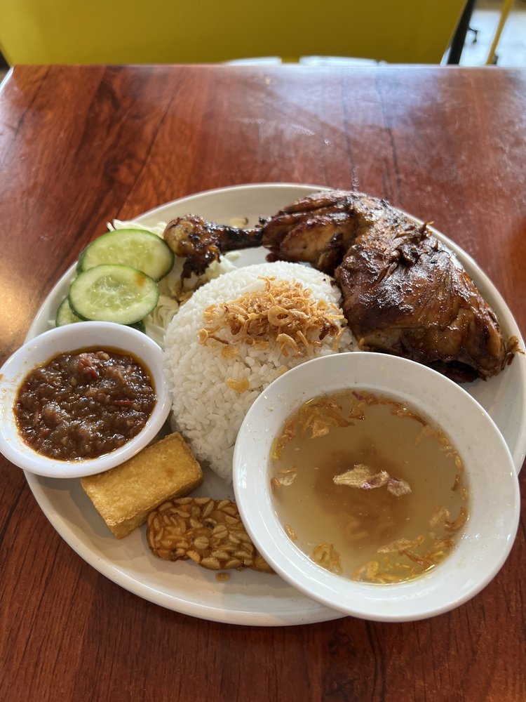 cinta-127-pelham-st-carlton-victoria-australia-indonesian