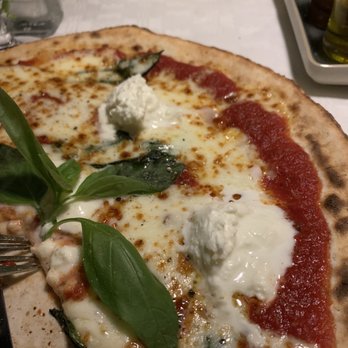 Magazzino - Already ate half - GF - Italian Near Me - Göteborg, O