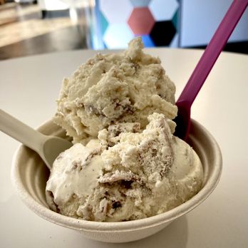 Kreem - A medium sized bowl of ginger snaps and maple whiskey - Coffee & Tea Near Me - Palm Springs, California