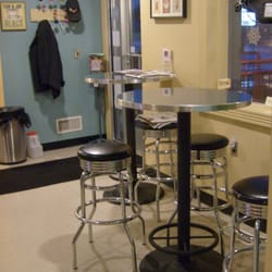 Joe 2 Go - One of two mini dining/lounge areas