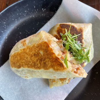 The Cliffdiver - Chicken burrito - Mexican Near Me - Thousand Oaks, California The Cliffdiver - Chicken burrito - Mexican Near Me - Thousand Oaks, California
