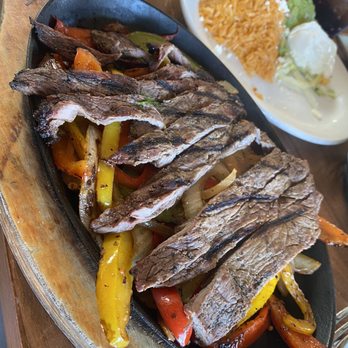 Los Agaves - Steak Fajitas - Tacos Near Me - Santa Barbara, California Los Agaves - Steak Fajitas - Tacos Near Me - Santa Barbara, California