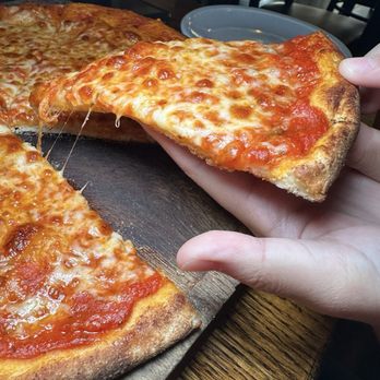 B2 Bistro + Bar - Cheese pizza - Cocktail Bars Near Me - Red Bank, New Jersey