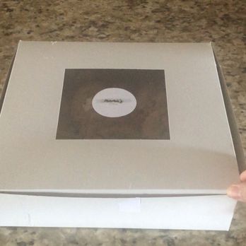 Mamas Cookies YQG - Cookie box minus the ribbon  and now that was on it - Desserts Near Me