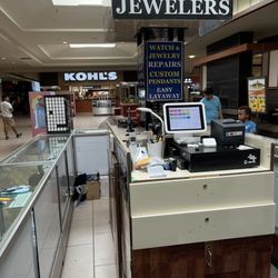 Raza Jewelers - Stall/kiosk is parallel to Kohls on the second level
