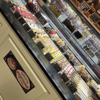 Chez Pierre et Genevieve - Bakeries Near Me - Bloomfield Hills, Michigan Chez Pierre et Genevieve - Bakeries Near Me - Bloomfield Hills, Michigan
