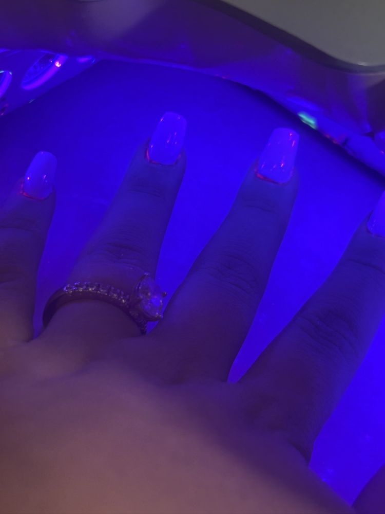 Star Nails & Spa Logo